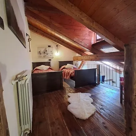 La Maison Du Coeur - Le Mezzanine Apartman *